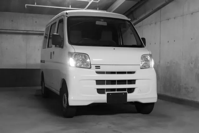 スポット便・チャーター便・ルート便の違い
